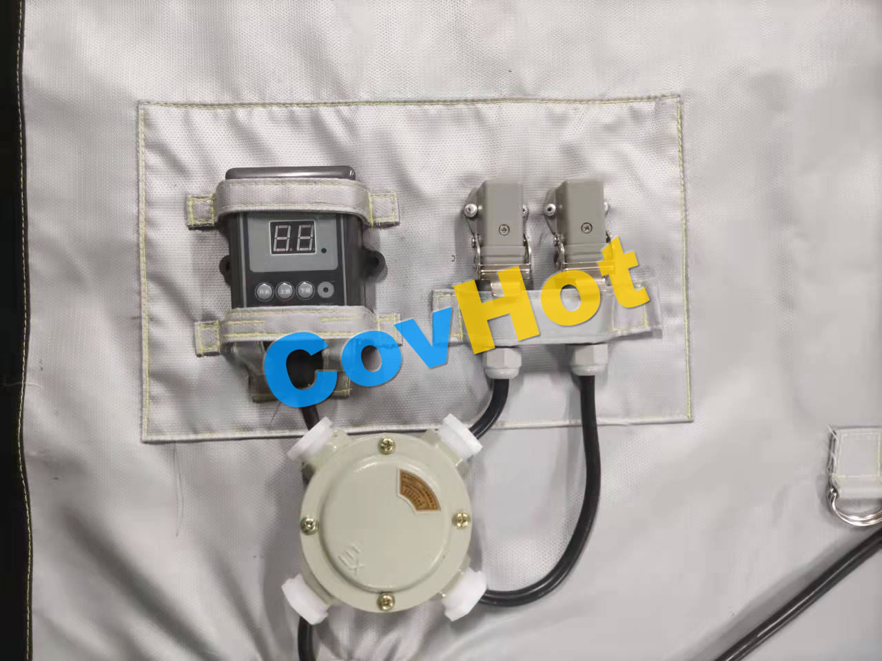 電伴熱<a href=http://m.cebill.cn/e/tags/?tagname=%E4%BF%9D%E6%B8%A9%E5%A5%97 target=_blank class=infotextkey>保溫套</a>